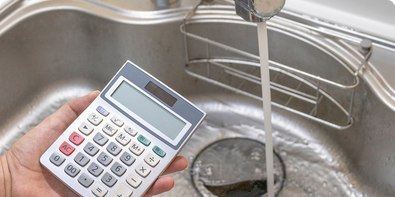 いつも通りの生活をしているのに急に倍近く水道料金を請求された